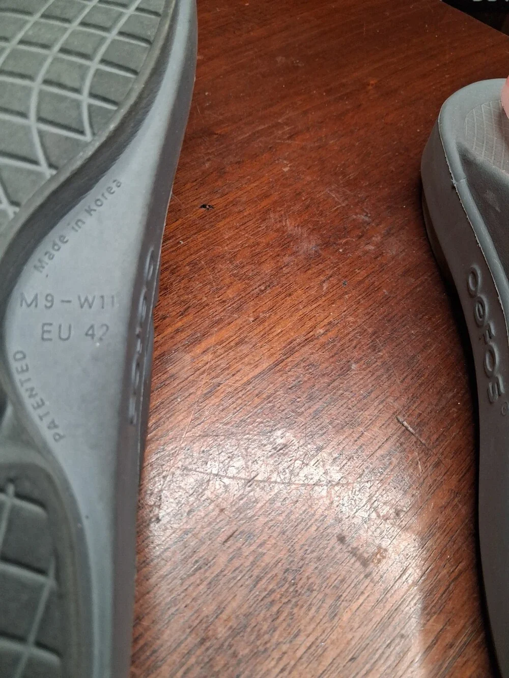 Oofos 1000 gray